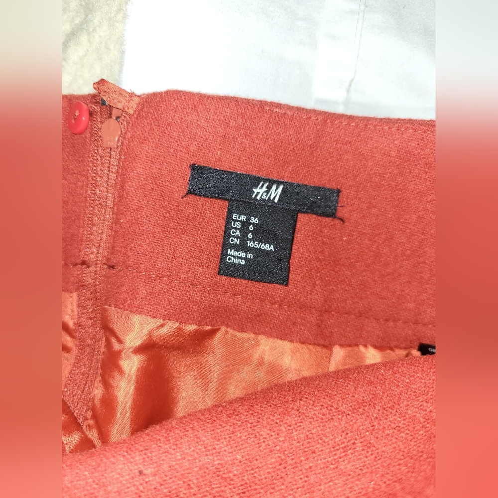 H&m Skirts - Picture 4 of 4